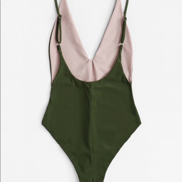 Bathing suit - Picture 4 of 4